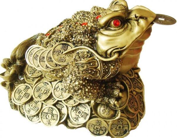 The toad tripod will attract steady prosperity and good luck in the house. 