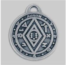 The Pentacle of Solomon amulet protects against financial risks and irrational spending